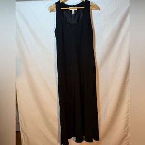 Perfect LBD Jones New York size 16 Black Maxi Dress with Embellished Bodice